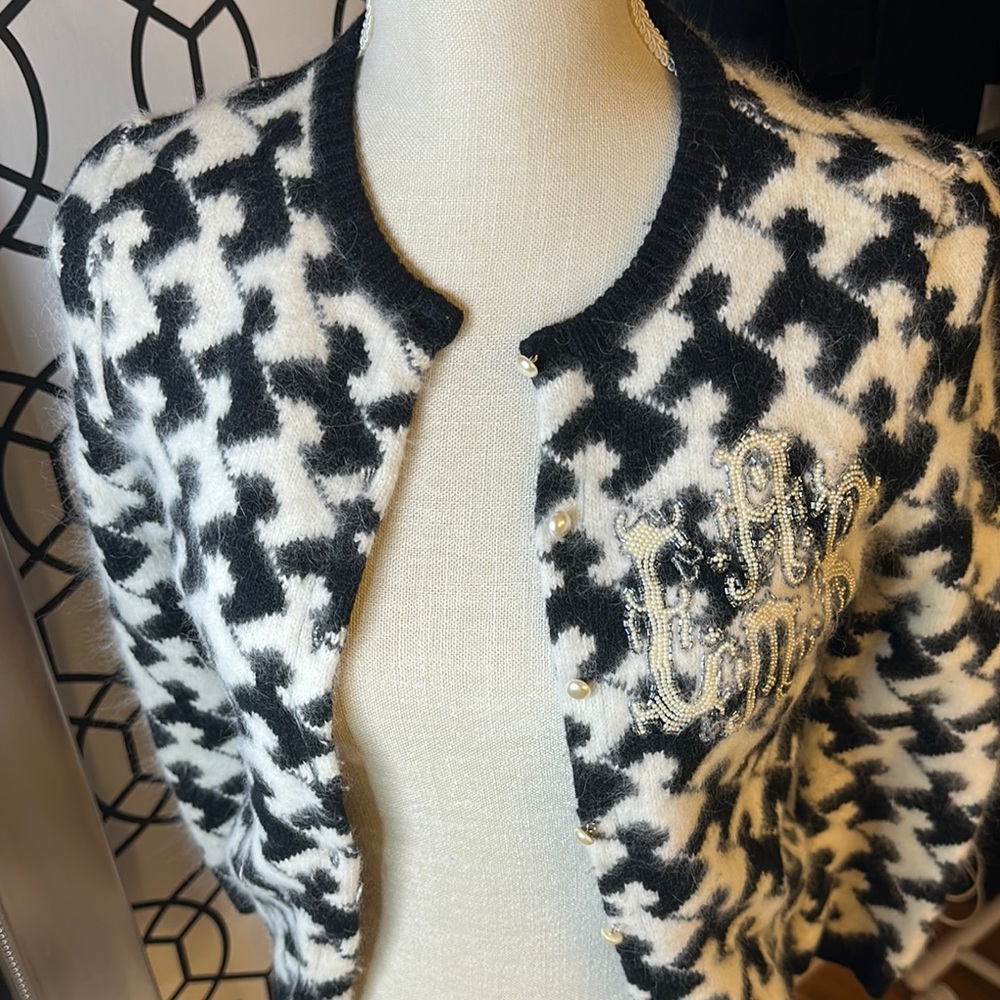 Rare LAMB 🐑 Black and White Women's cardigan